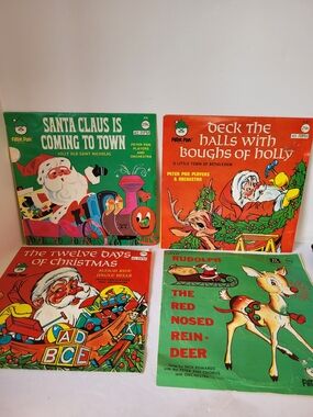 1960/70s Vintage Kids Peter Pan  Christmas Vinyl Record Set Of 4